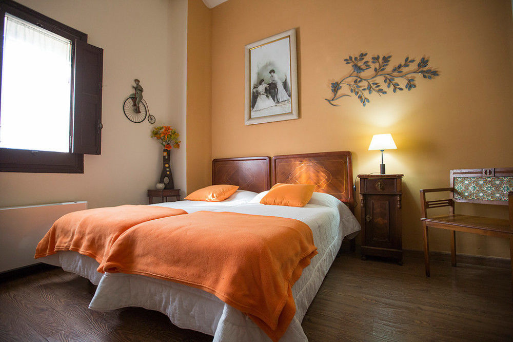 La Torre Del Vilar Santa Eulalia de Riuprimer ภายนอก รูปภาพ